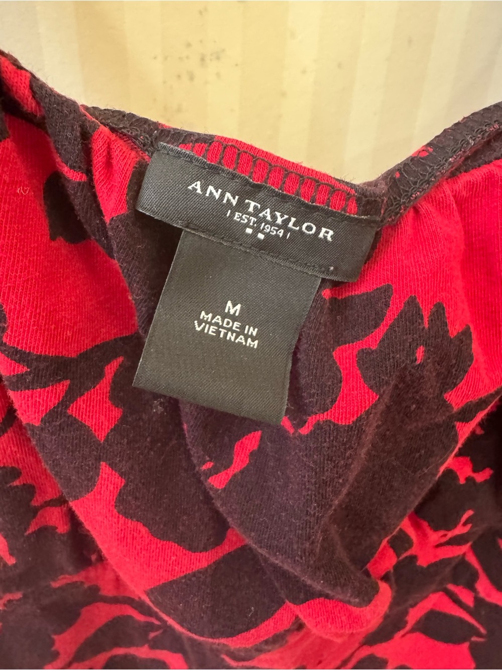 Label inside women's garment